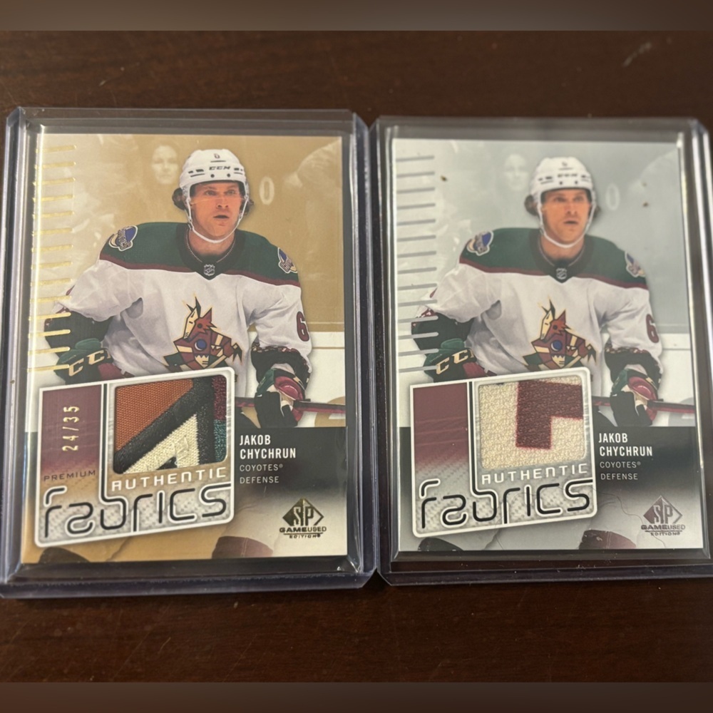 Jakob Chychrun Jersey Patch Lot Of 2, #24/35, Upper deck, Hockey Cards AF-JC